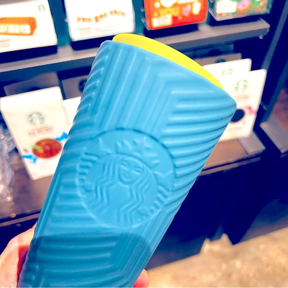 Starbucks Blue Soft Touch Ceramic Cup Geometric Hot Insulated Tumbler 12oz NWT - Picture 4 of 11